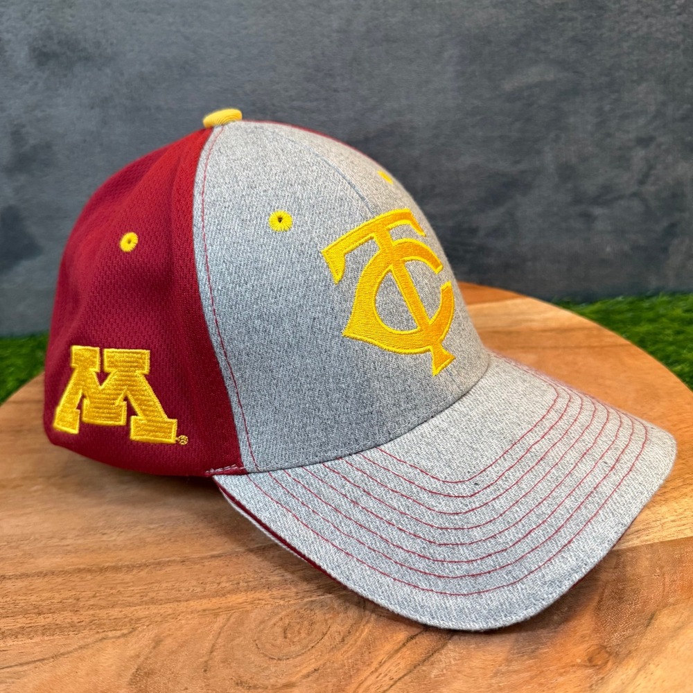 University of Minnesota Twin Cities Hat Mens One Size Gray Red Snapback Cap